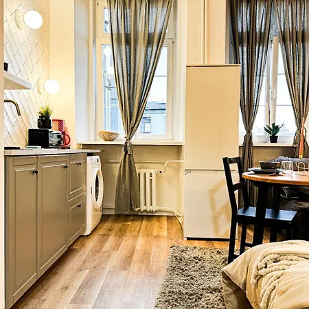 Walk 50m To Market Square & Rynek! Stylish 1br, Kitchen Apartament Wrocław