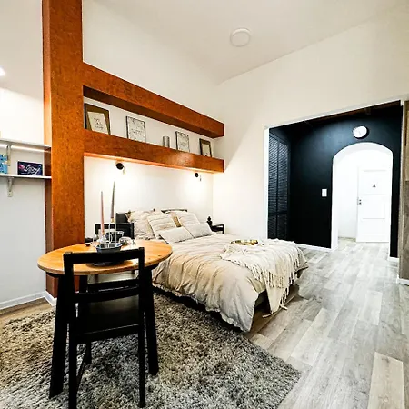 Walk 50m To Market Square & Rynek! Stylish 1br, Kitchen Apartament
