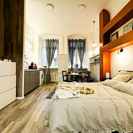 Walk 50m To Market Square & Rynek! Stylish 1br, Kitchen Apartament Wrocław