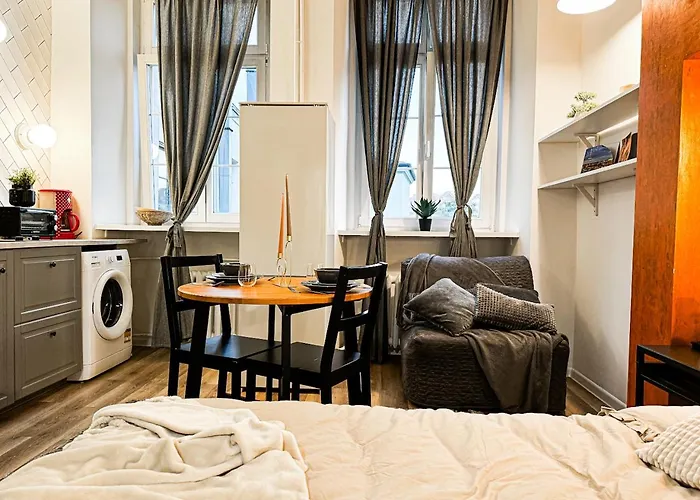 Walk 50m To Market Square & Rynek! Stylish 1br, Kitchen 弗罗茨瓦夫
