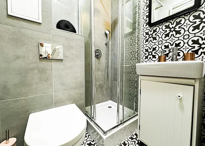 Lägenhet Walk 50m To Market Square & Rynek! Stylish 1br, Kitchen Wrocław