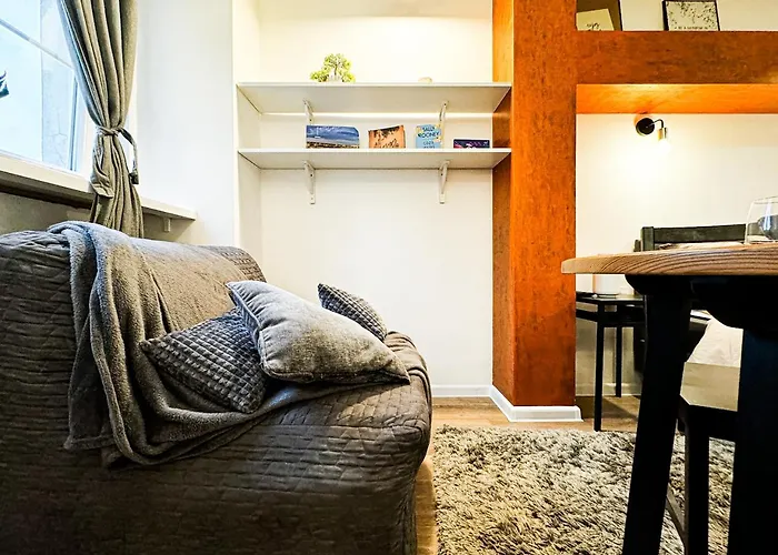 Walk 50m To Market Square & Rynek! Stylish 1br, Kitchen Wrocław